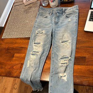 American Eagle Size 4 Ripped Jeans